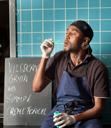 customer-majola-person-sapbubblor-col-size